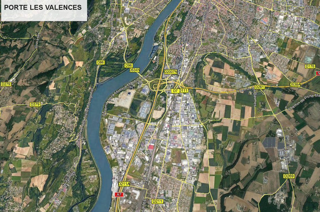 Imatge del camp fotovoltaic a Portes-lès-Valence · Treballs de marcatge